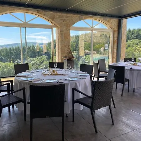 Chateau De Cachard Guest house