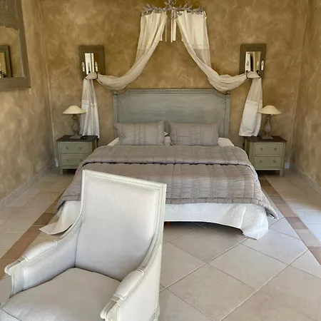 Chateau De Cachard Guest house