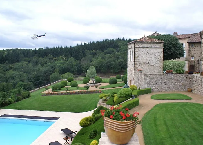 Chateau De Cachard Gasthof 4*