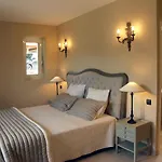 Guest house Chateau De Cachard Boffres